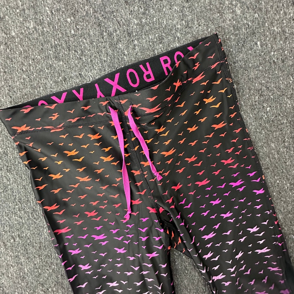 Roxy Leggings Womens Medium Black Bird Print Athletic Capris Pink Orange Mesh